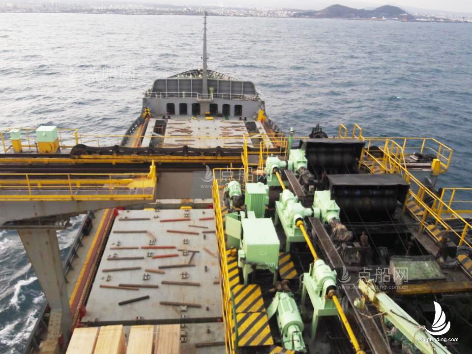 出售4120吨滚装船