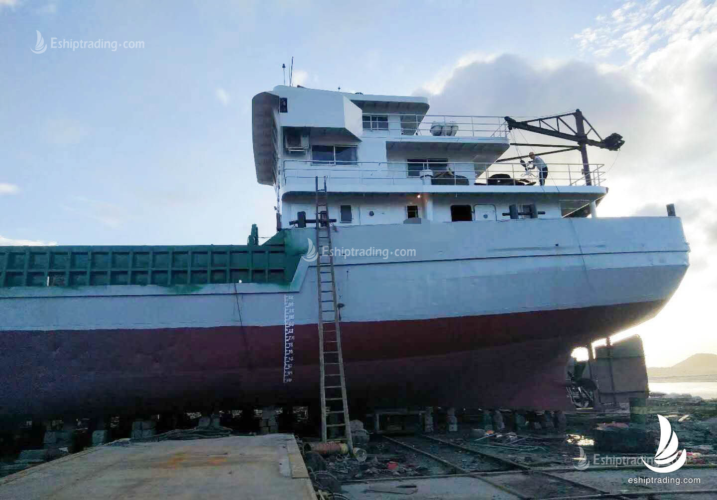 1225 T Deck Barge/LCT For Sale