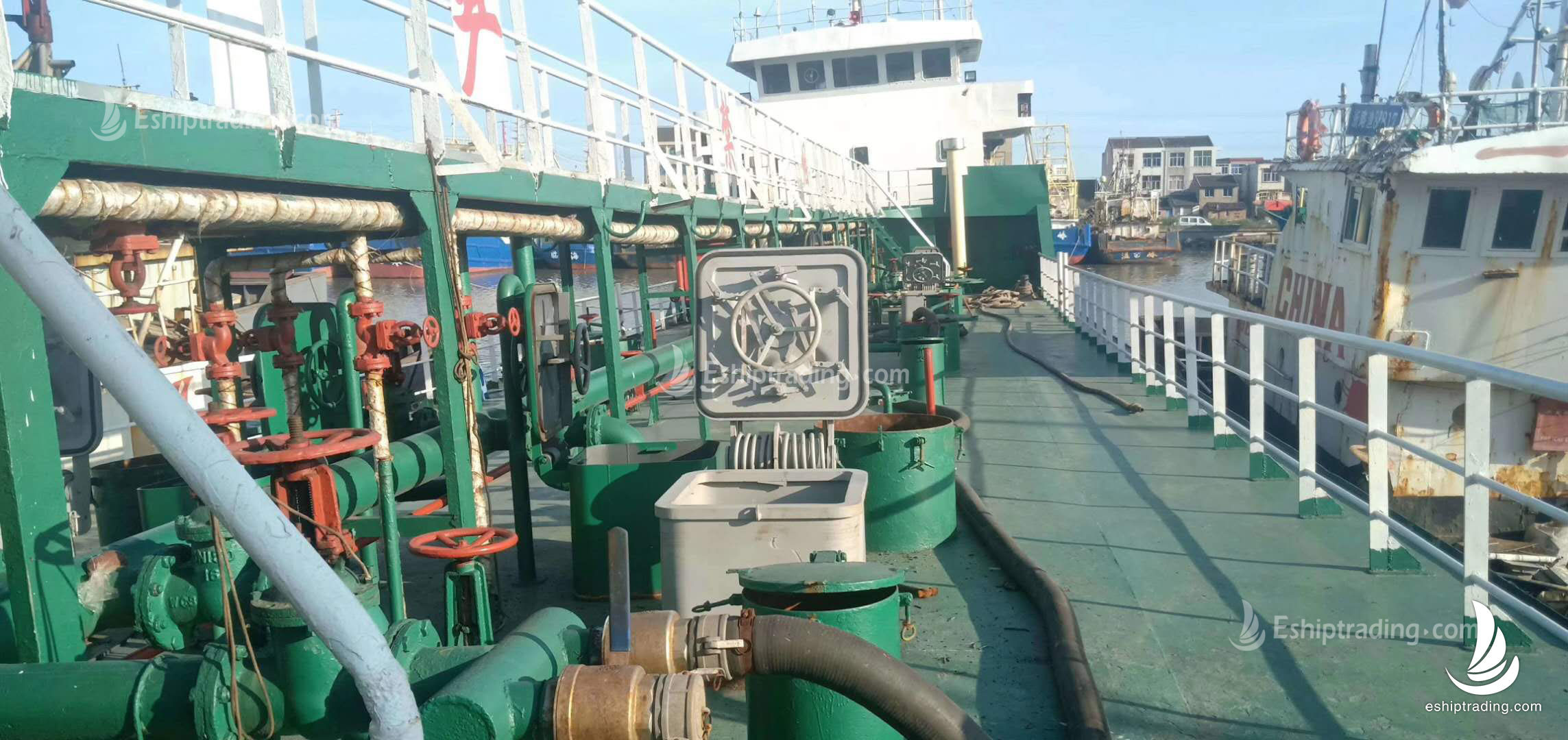 960 T Product Oil Tanker For Sale