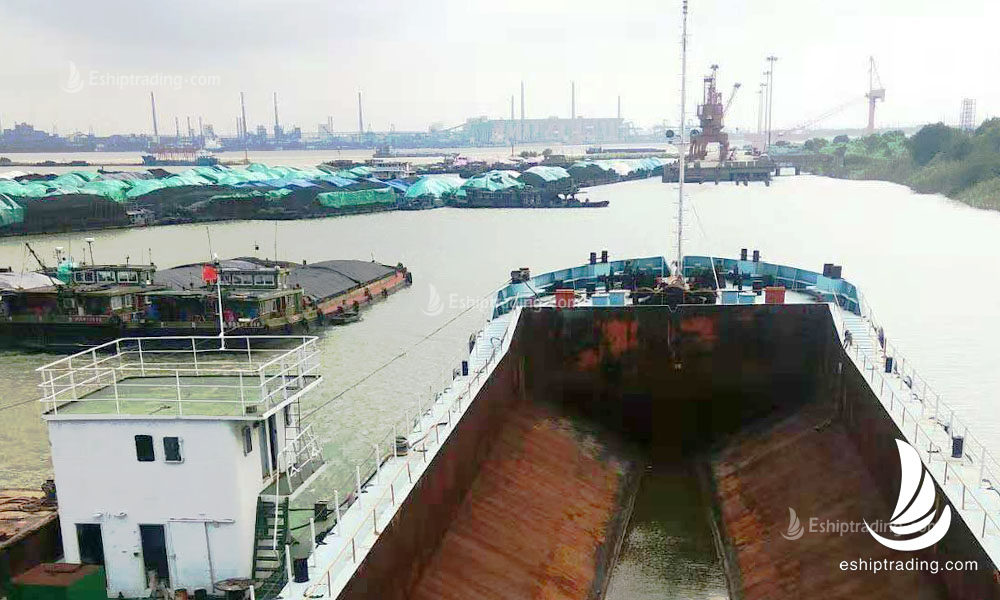 2400 m3 Split Hopper Barge For Sale