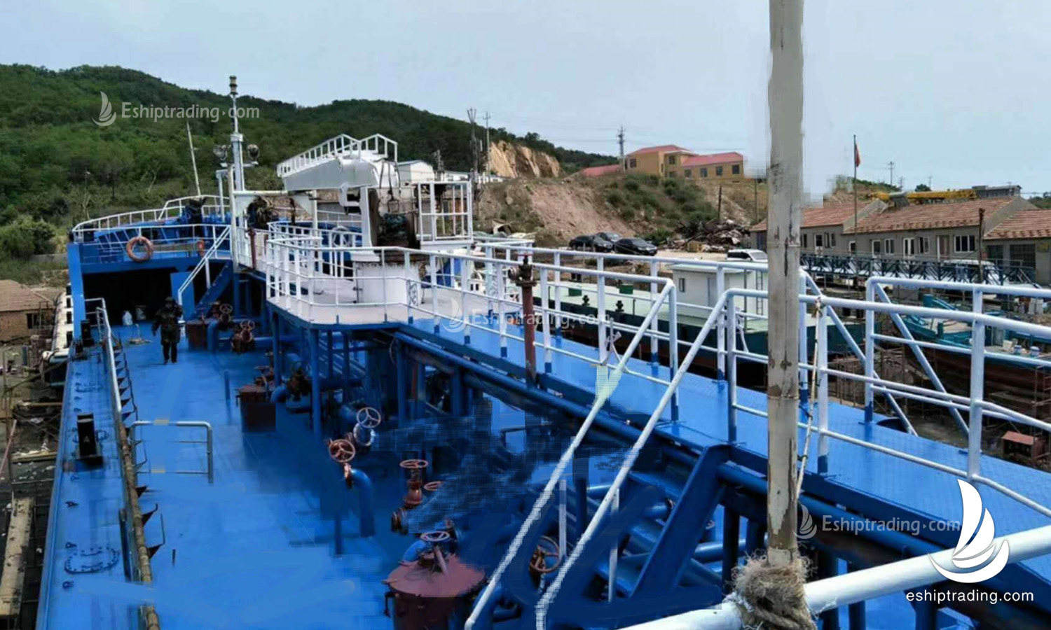 836 T Product Oil Tanker For Sale