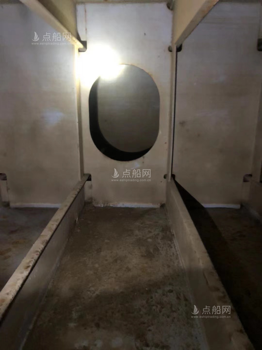 出售38265吨散货船