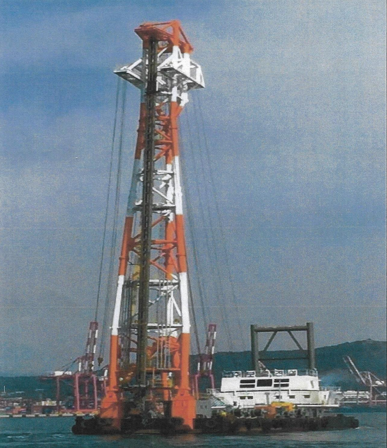 出售50米打桩船