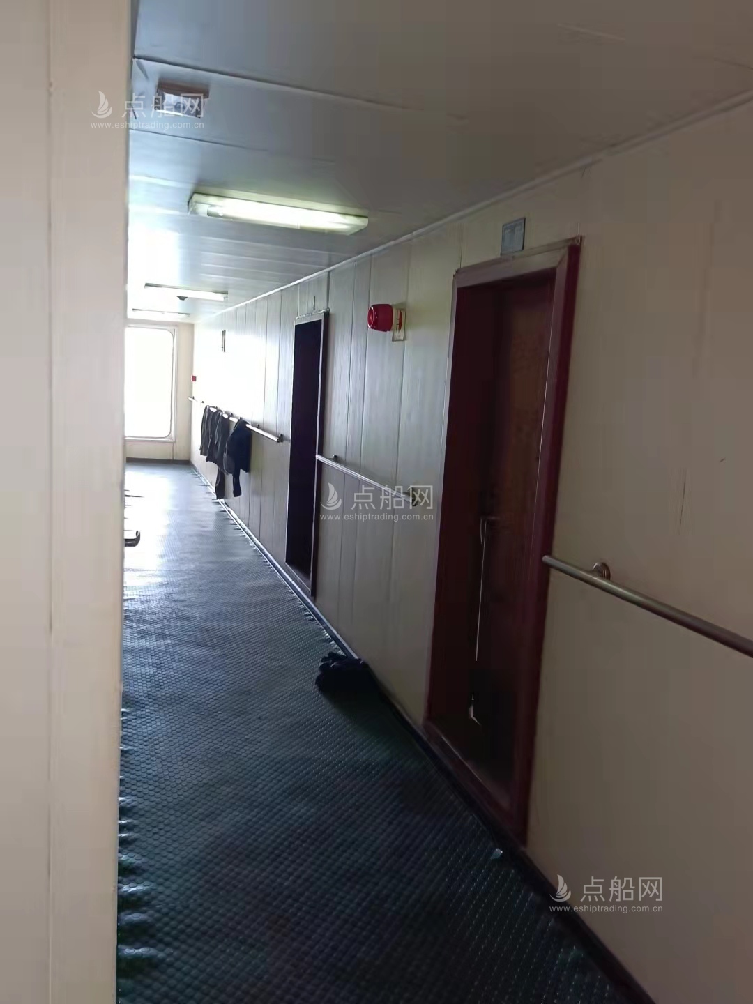 出售27548吨散货船