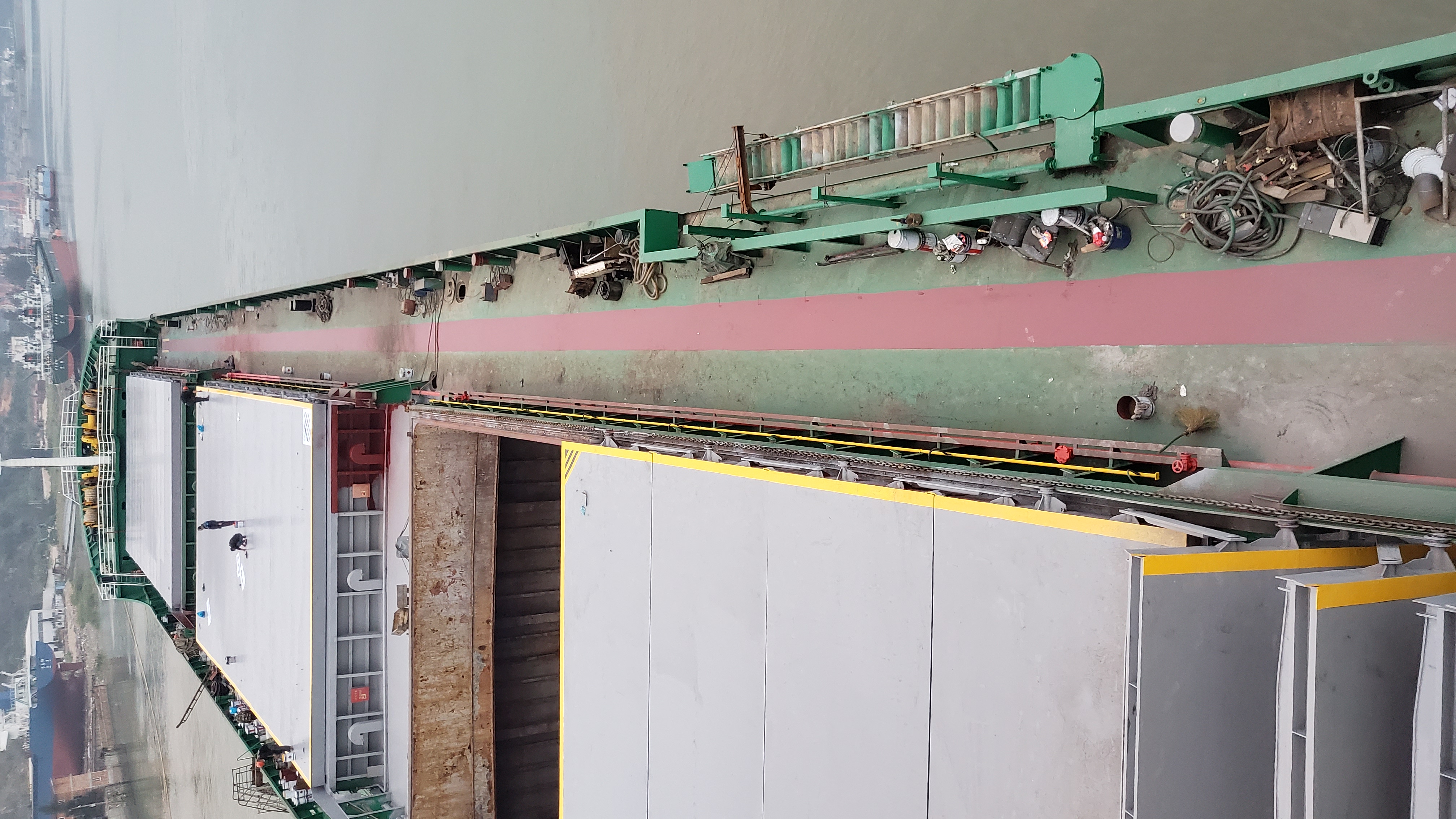 出售13582吨散货船