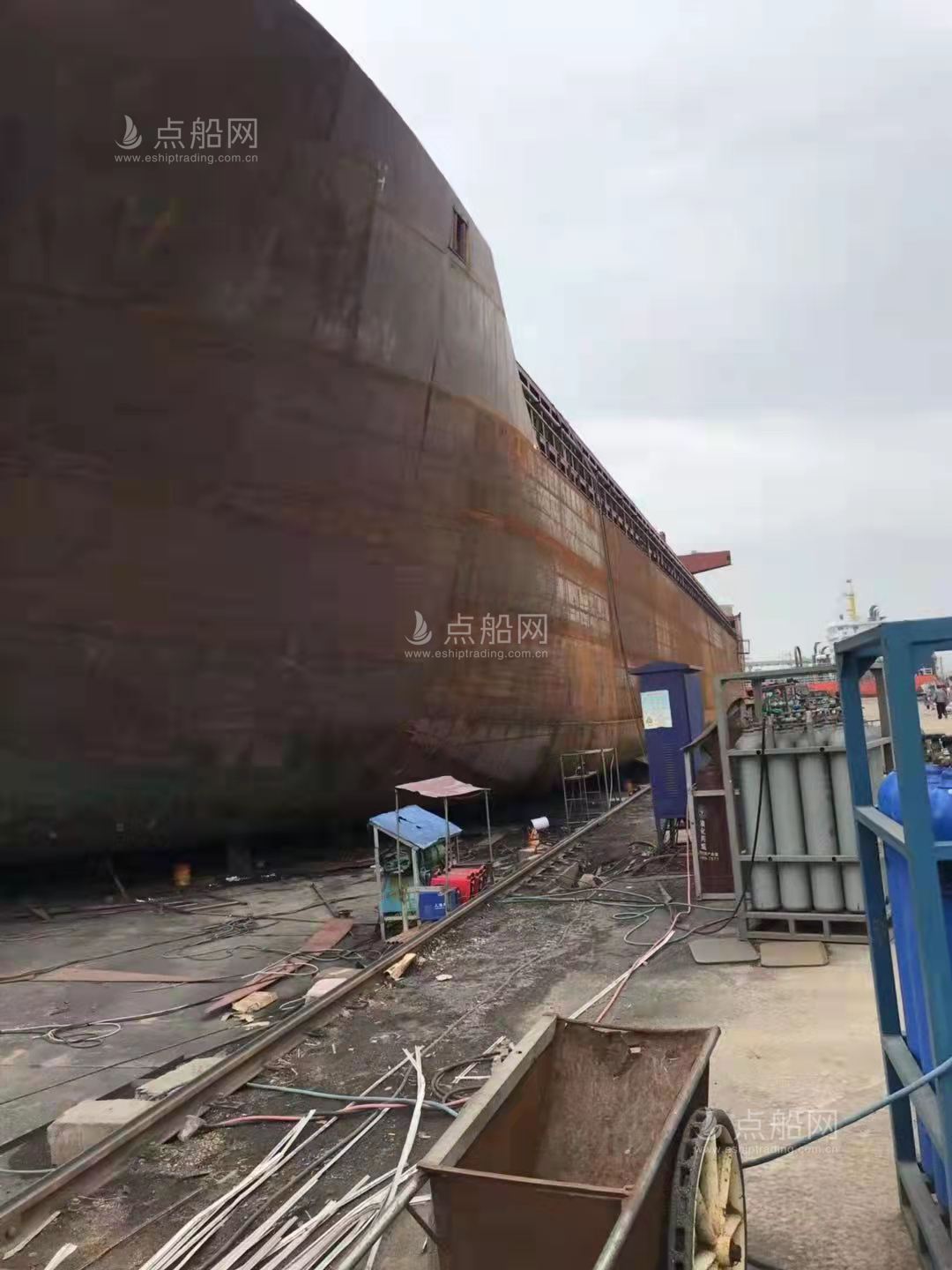 出售在建10000吨甲板货驳