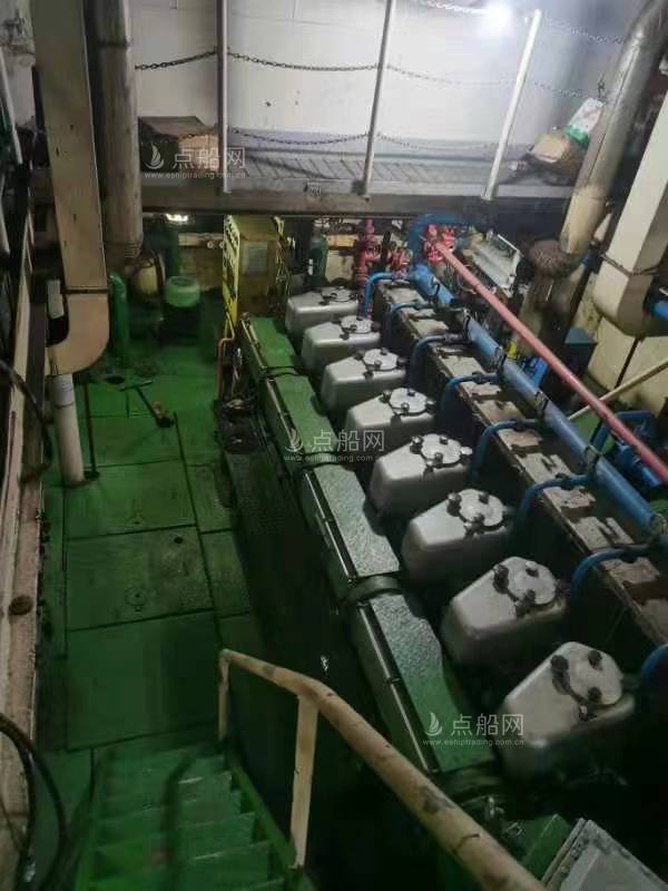 出售5019吨散货船