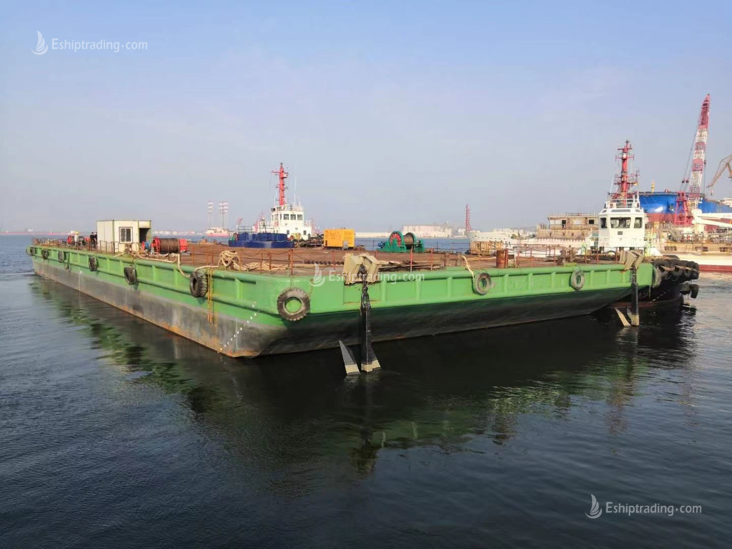 290 FT Non-self-propelled deck barge For Sale
