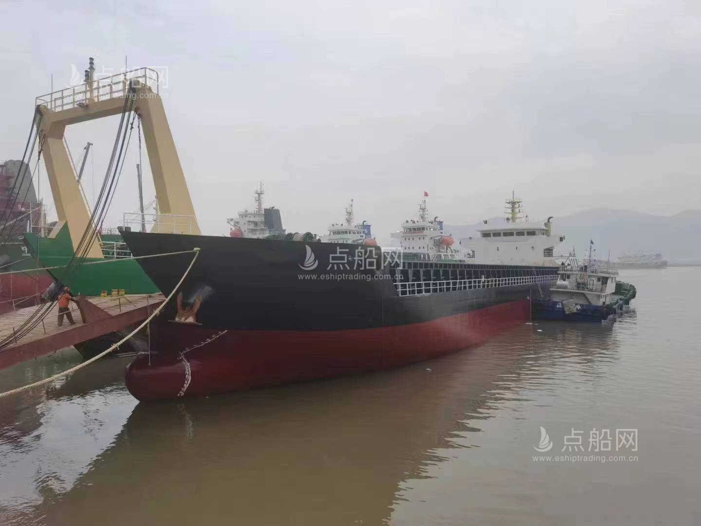 出售5098吨甲板货驳