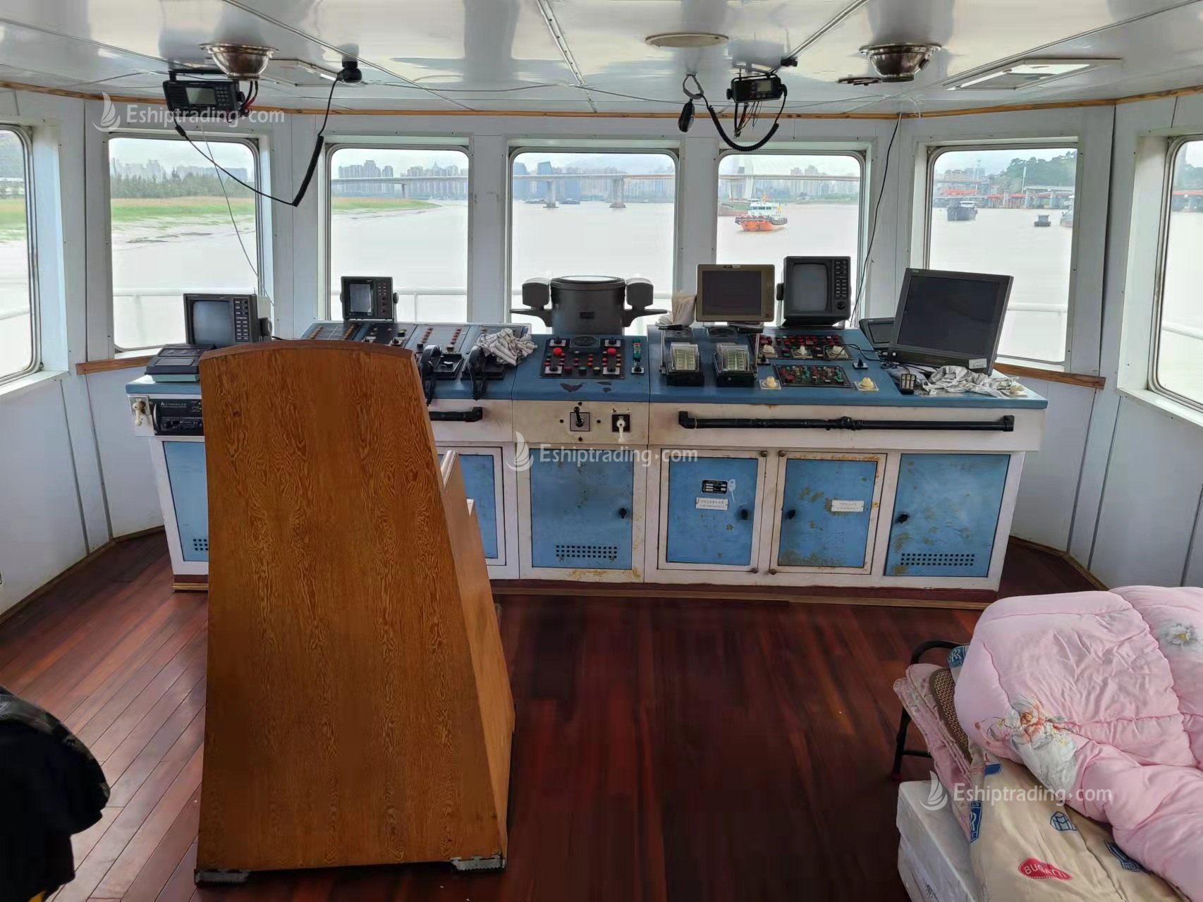 3300 PS Coastal Tug For Sale