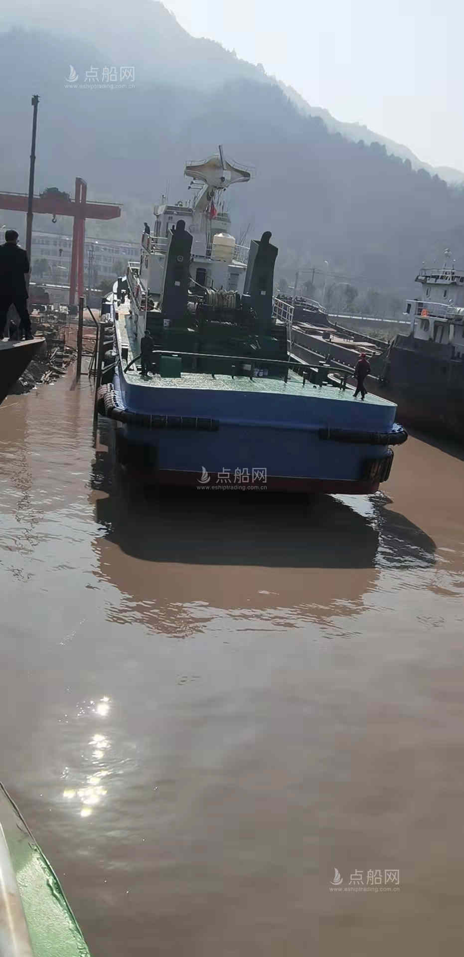 出售3300马力普通拖轮