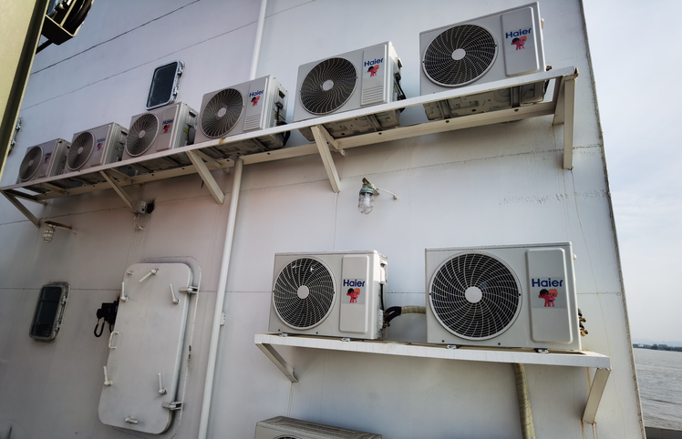 出售12500吨散货船