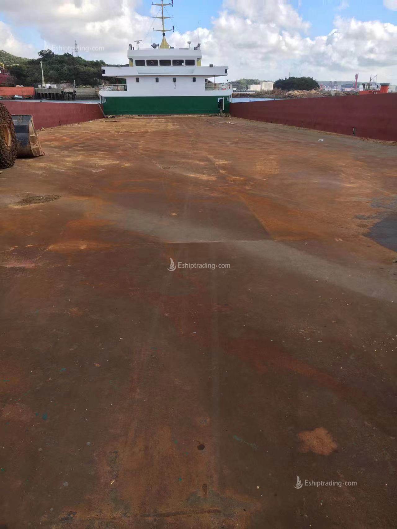 5002 T Deck Barge /LCT For Sale