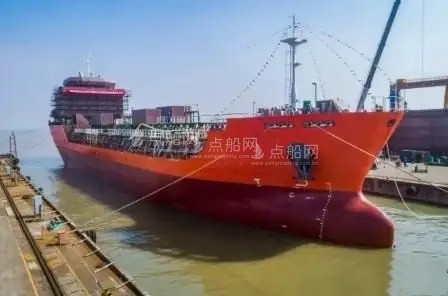 出售5500吨化学品船