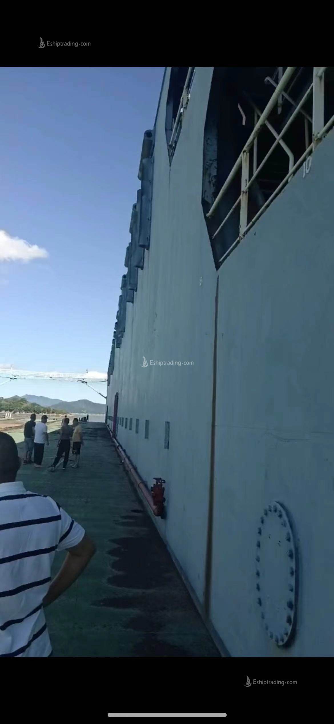 6000 T Floating Dock  For Sale