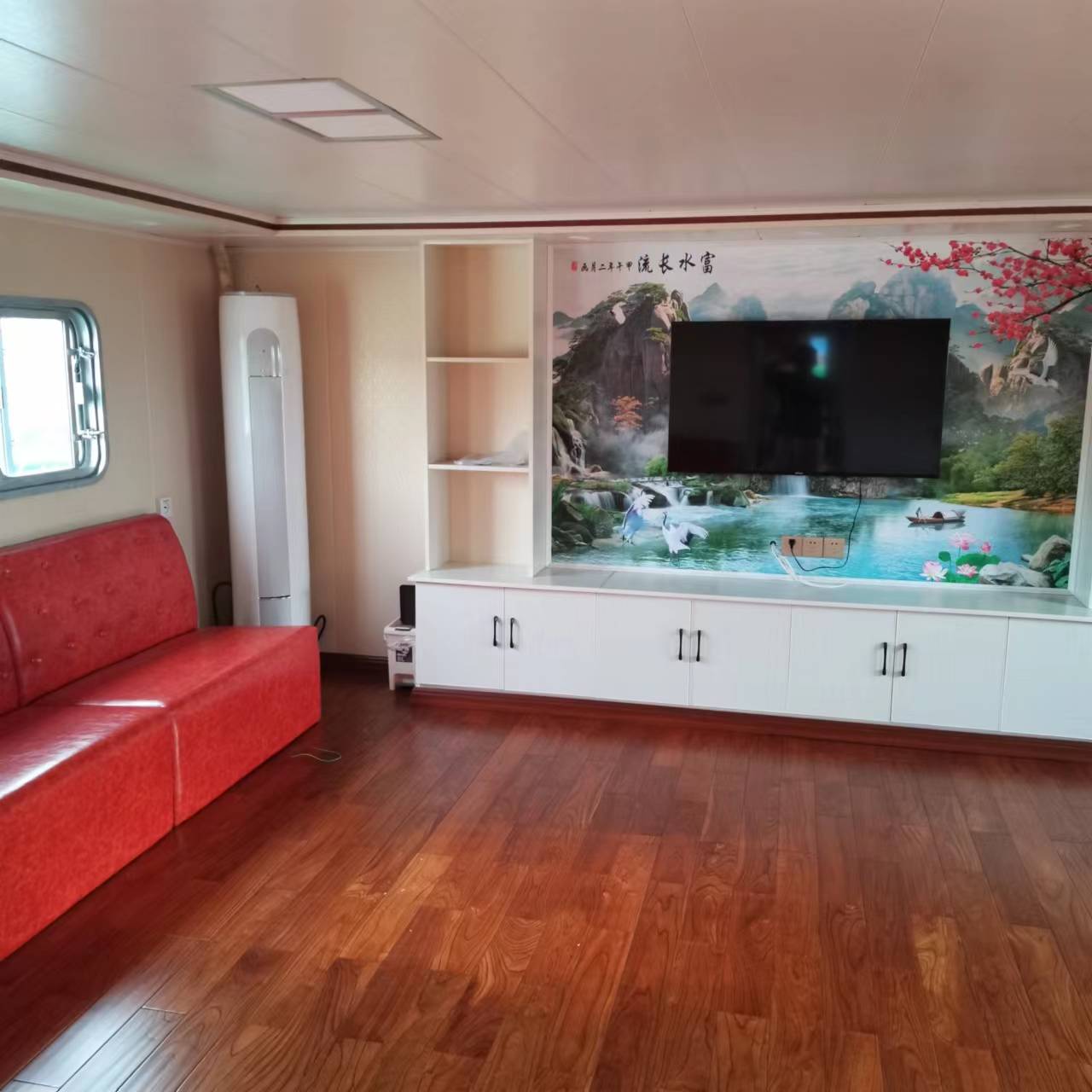 出售11人风电运维船