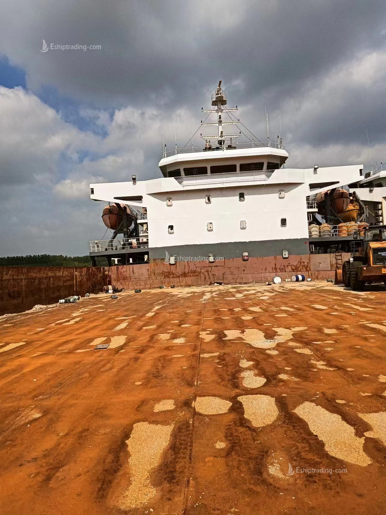 7500 T Deck Barge /LCT For Sale
