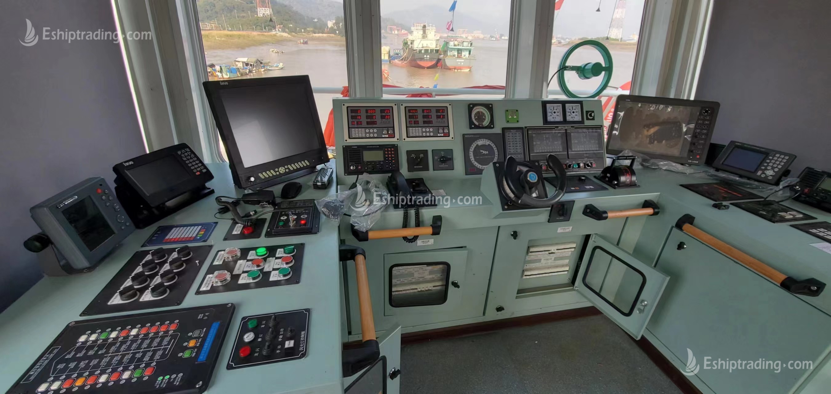 2500 PS Coastal Tug For Sale