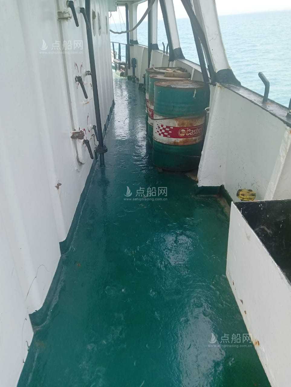 出售1000吨沥青船