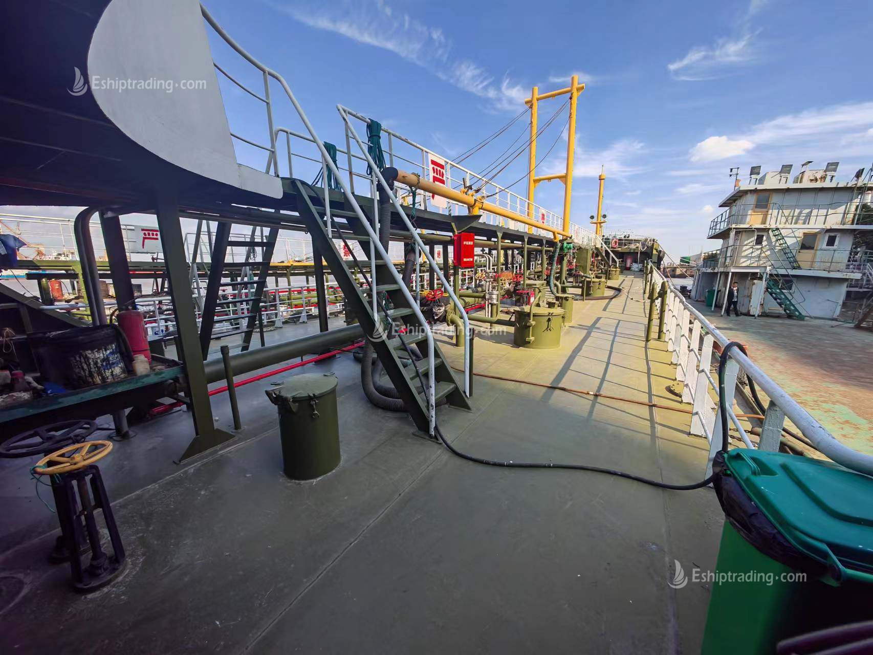 937 T Bunkering Ship For Sale