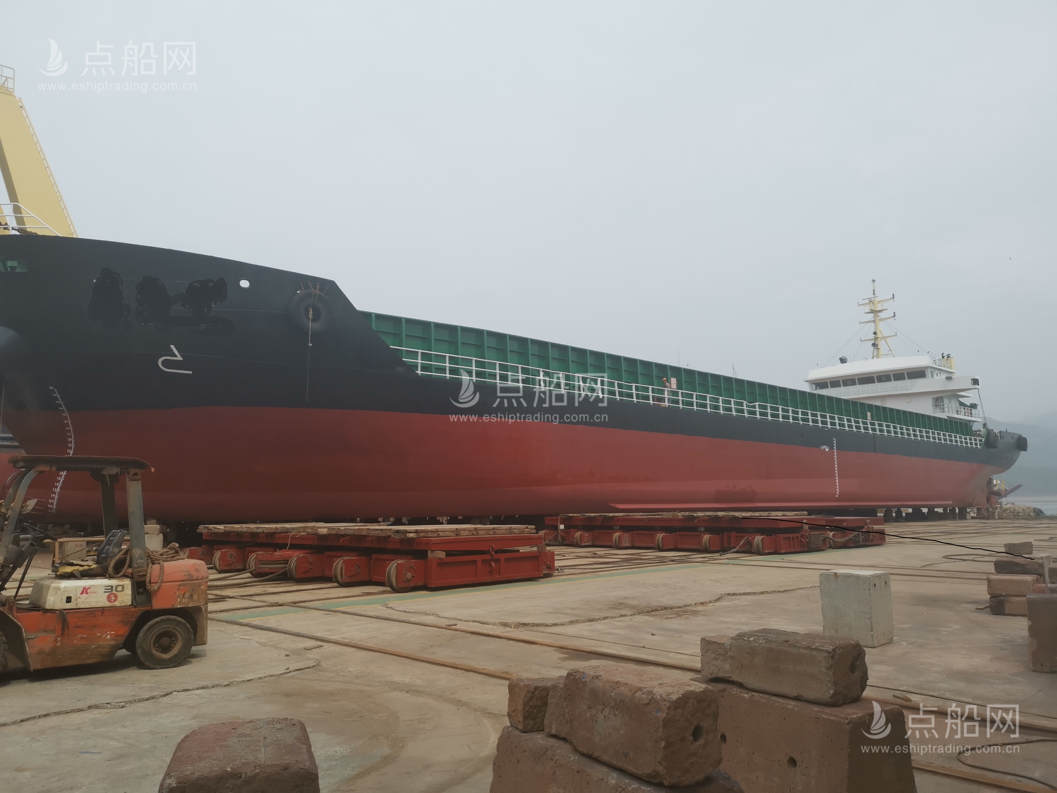 出售4876吨甲板货驳