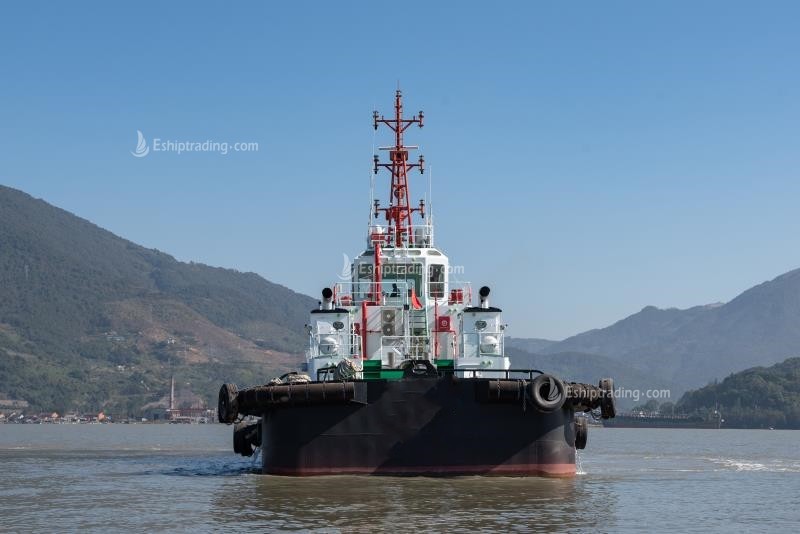 3200 PS Harbor Tug For Sale