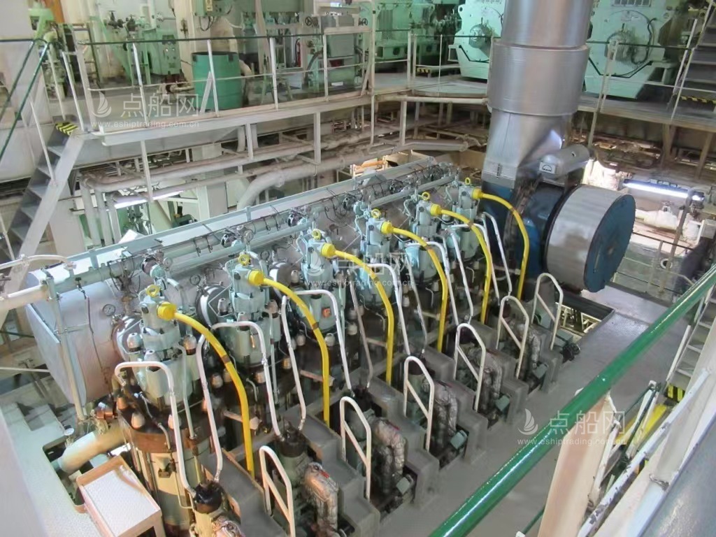 出售25000吨成品油船