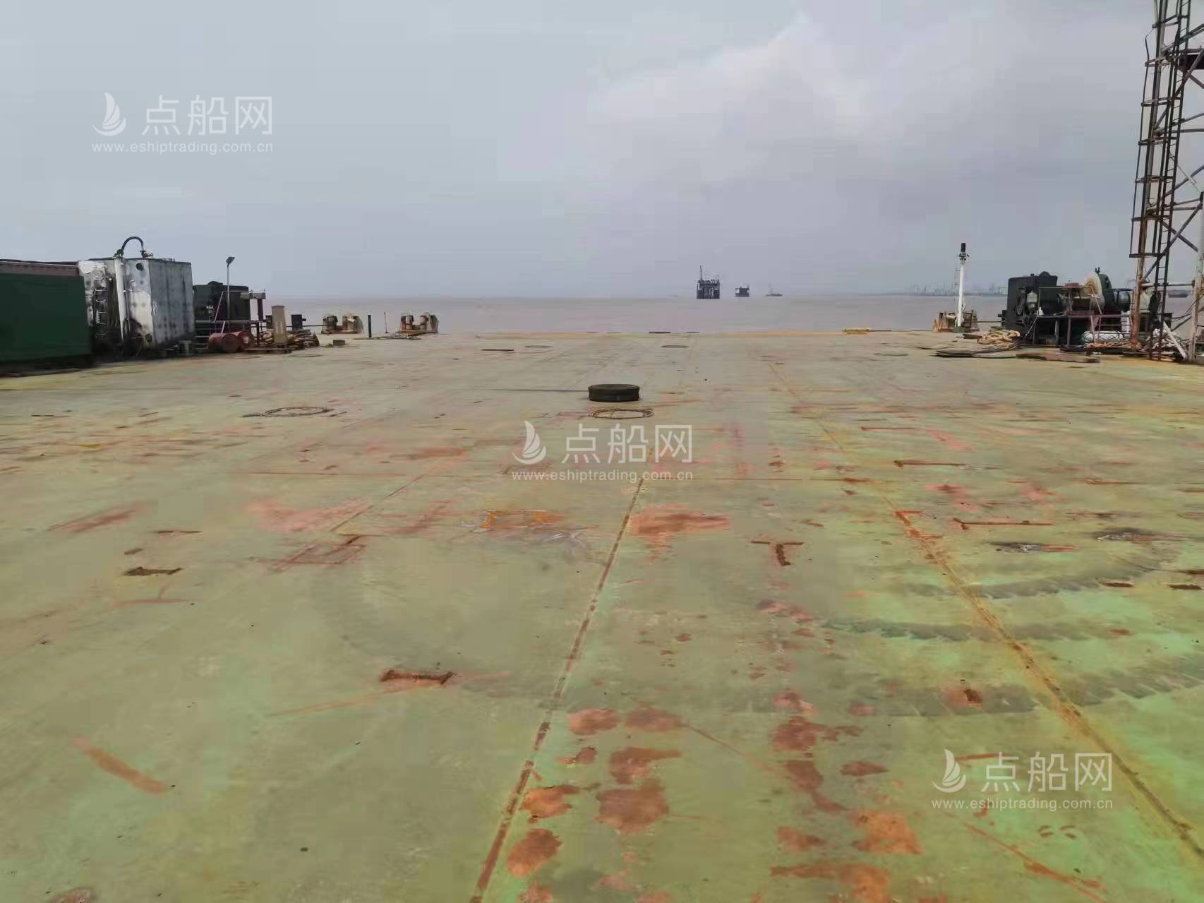 出售370尺无动力驳船
