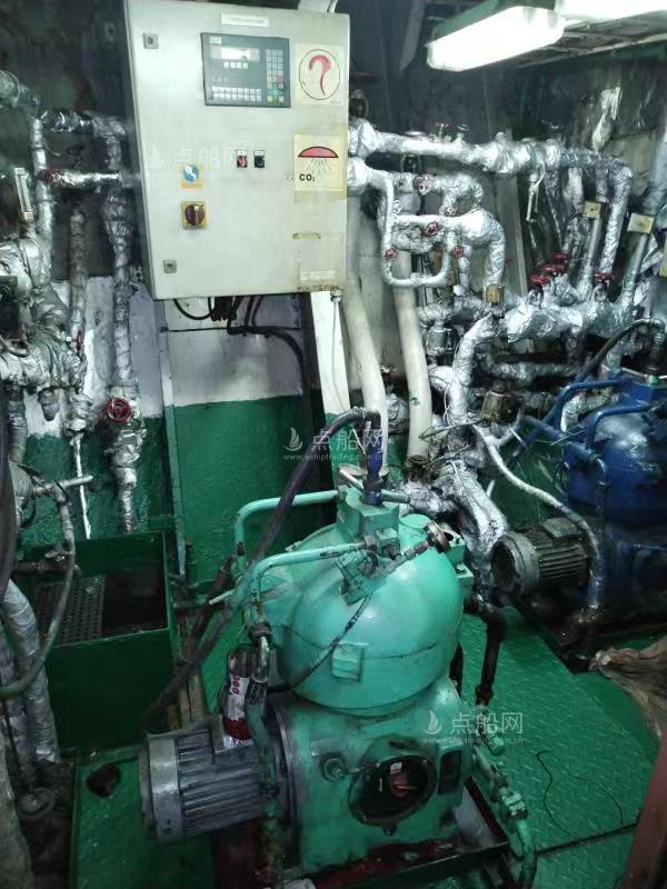 出售3000吨散货船