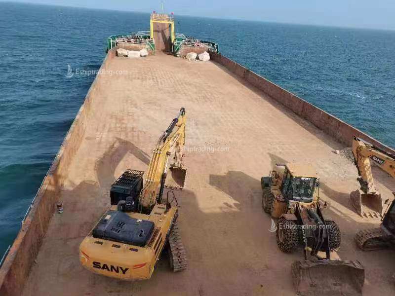 8081 T Deck Barge /LCT For Sale