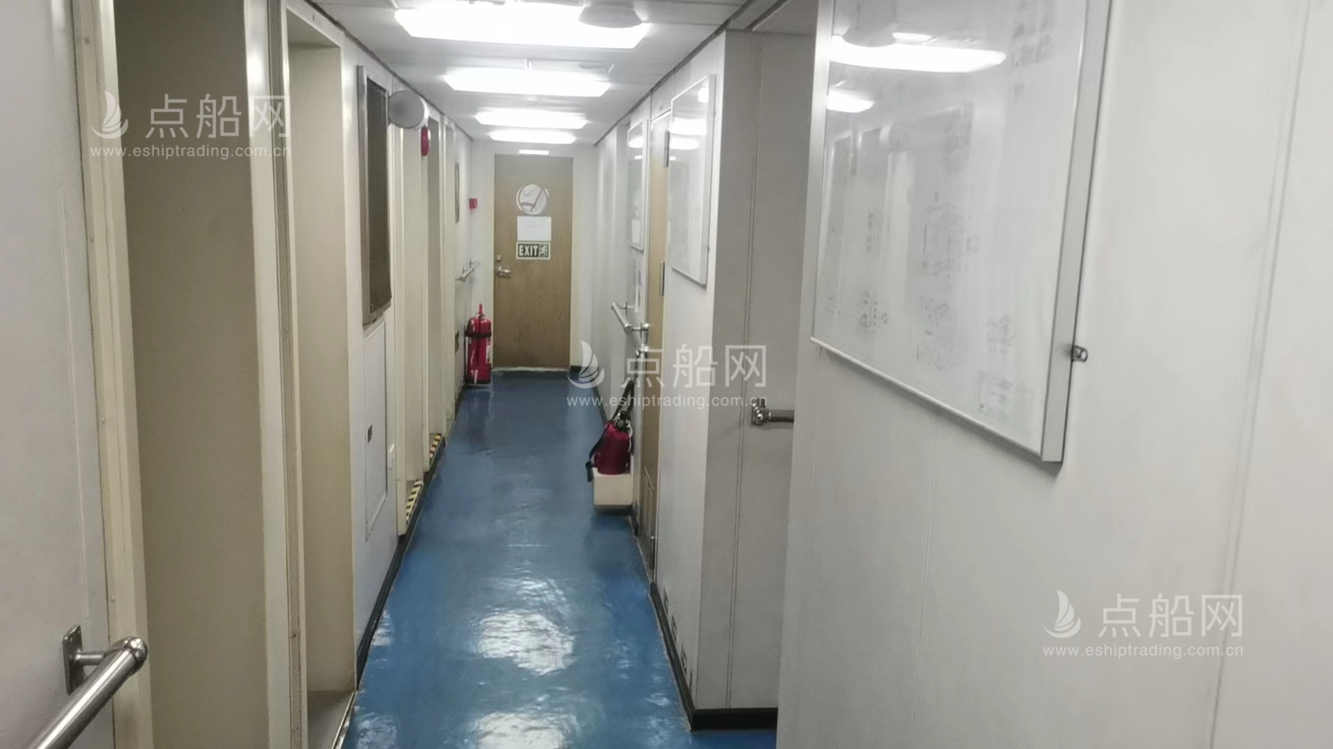 出售10771马力三用拖轮