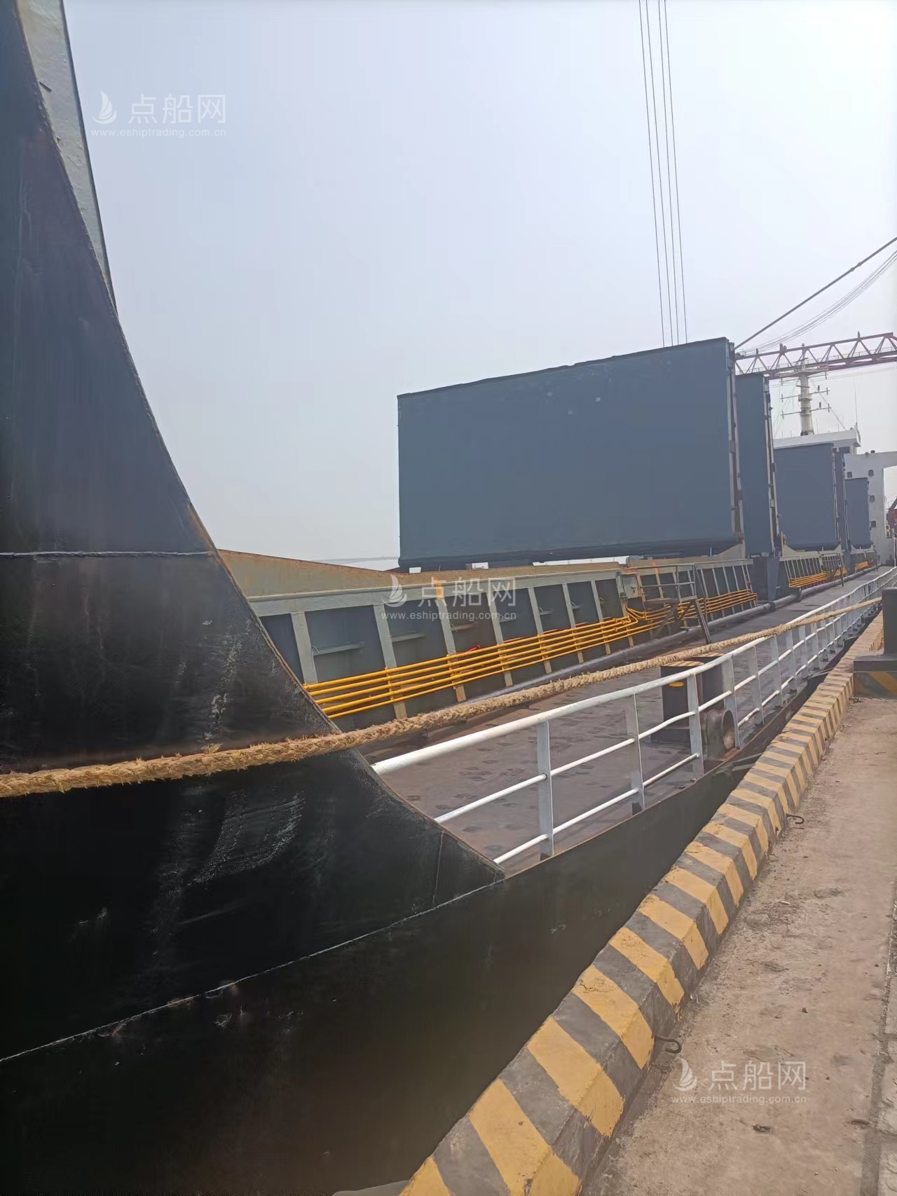 出售13317载重吨散货船