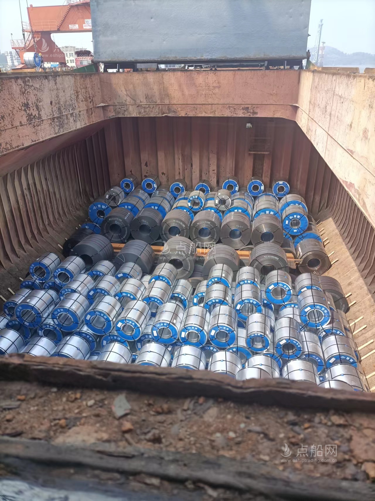 出售13317载重吨散货船