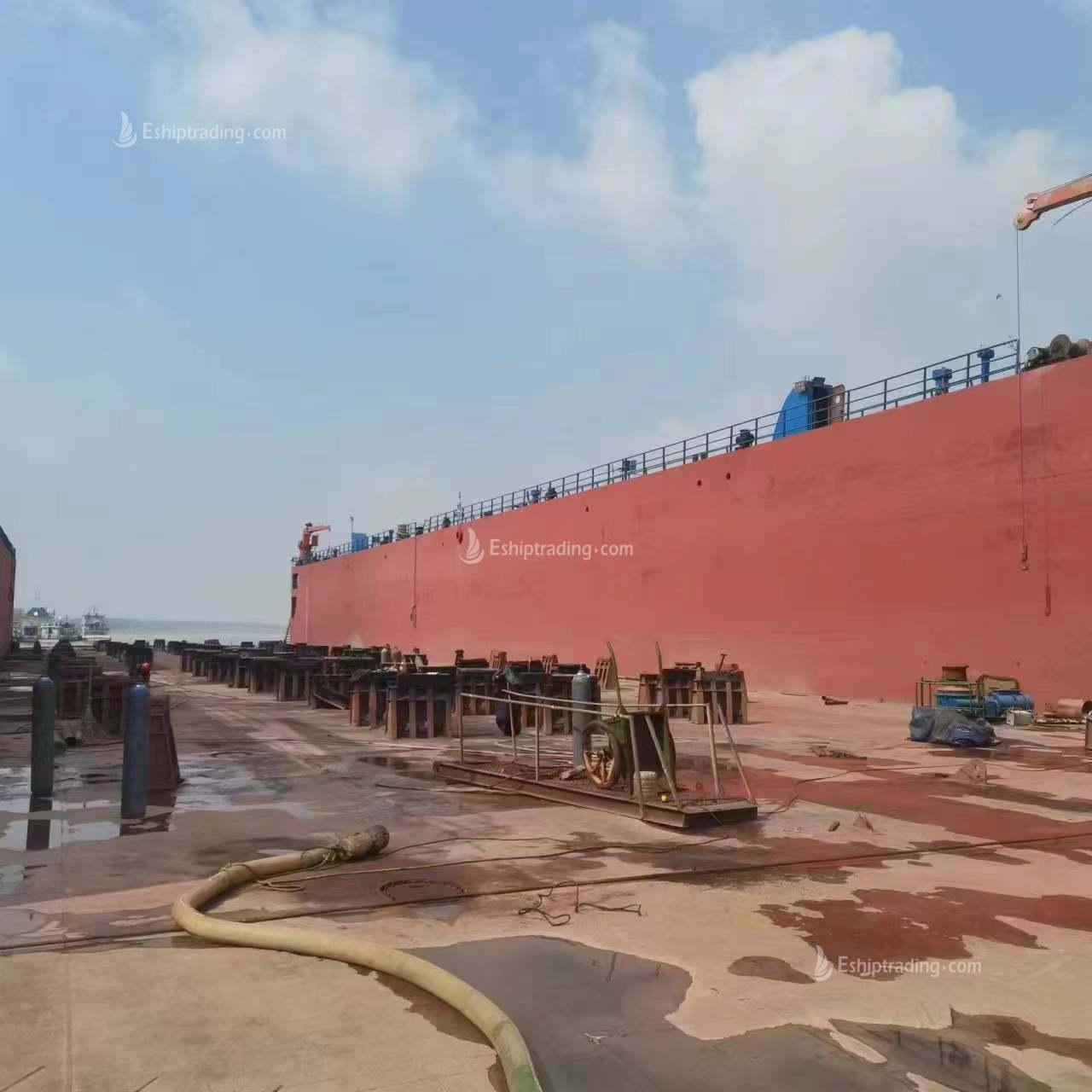 2600 T Floating Dock  For Sale