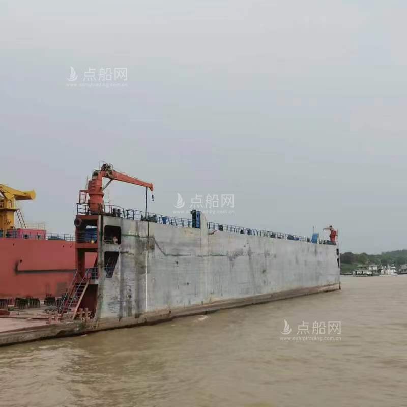 出售2600吨浮船坞