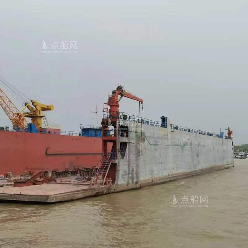 出售2600吨浮船坞