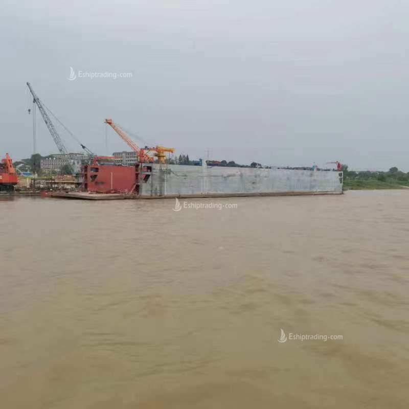2600 T Floating Dock  For Sale