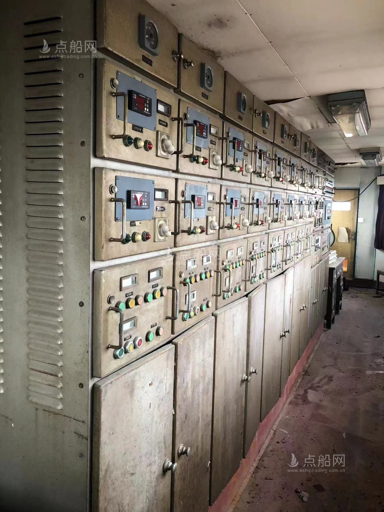 出售6500吨浮船坞