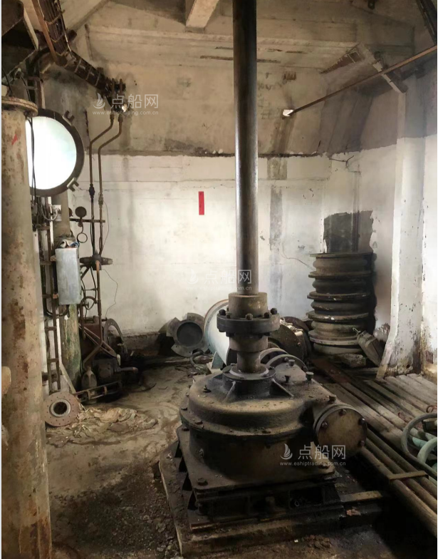 出售6500吨浮船坞