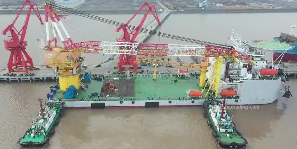 800 T Fully Revolving Floating Crane For Sale