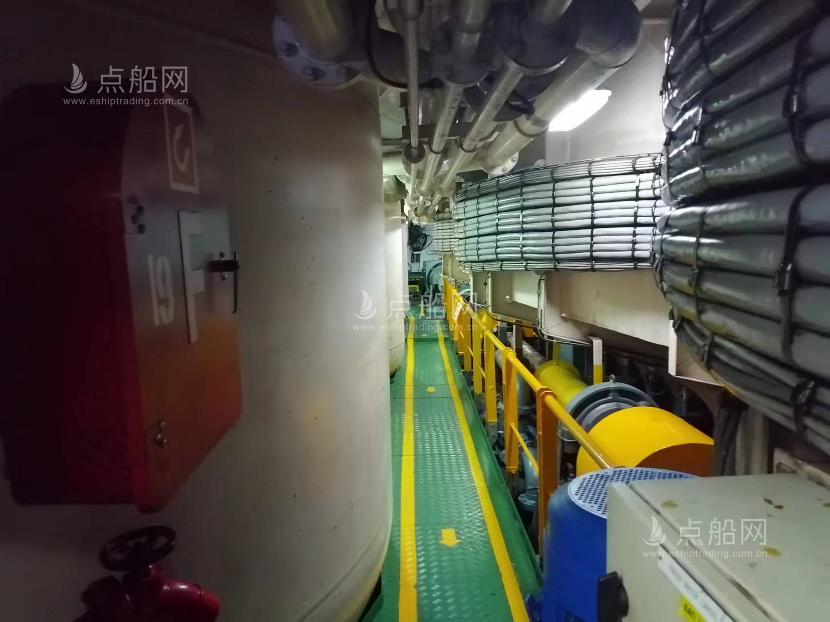 出售10869马力三用拖轮