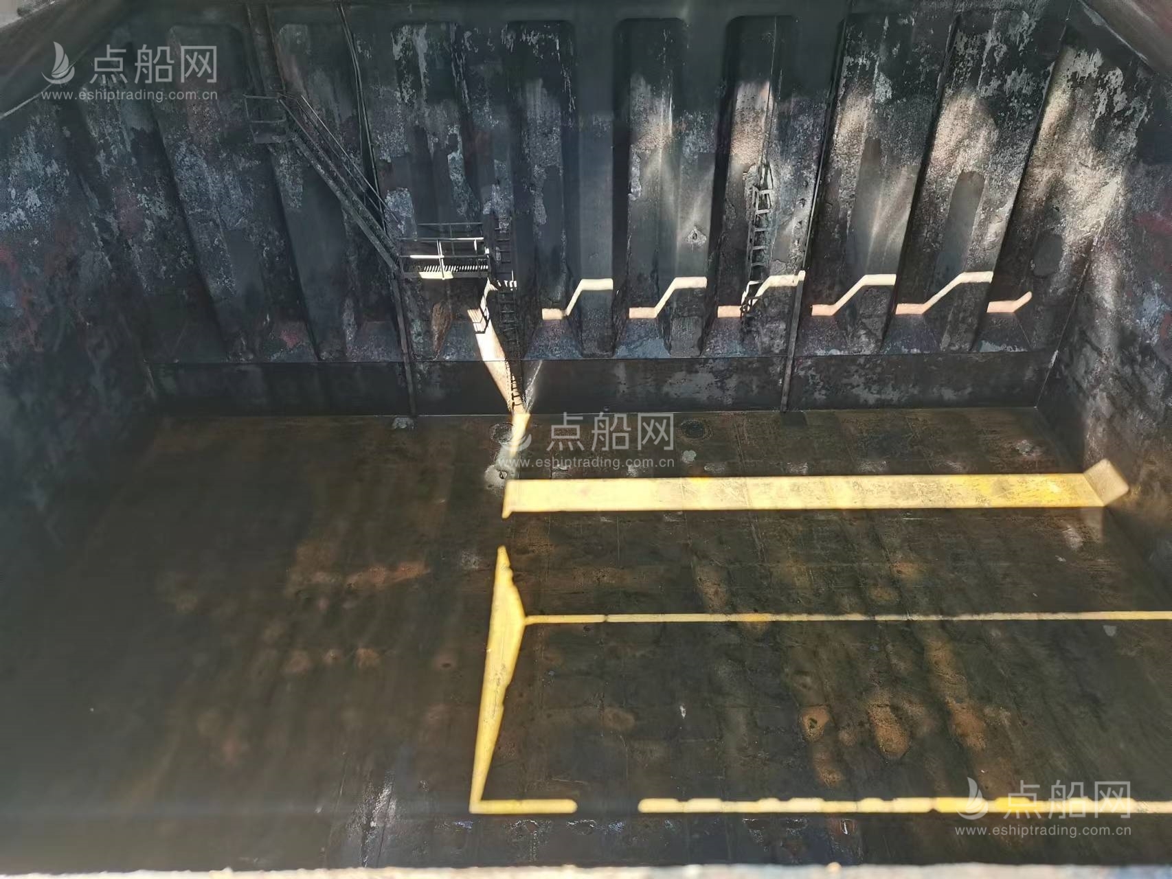 出售32650吨散货船