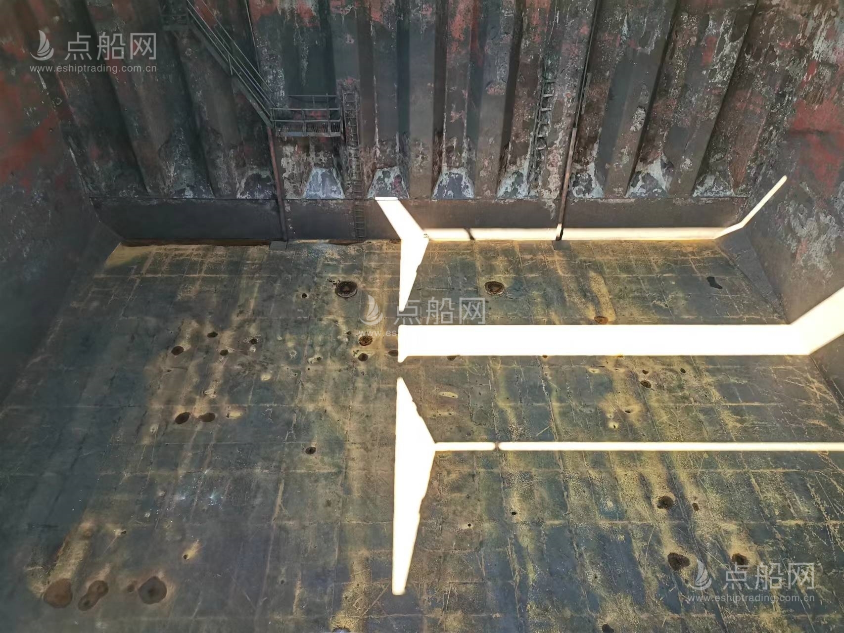 出售32650吨散货船