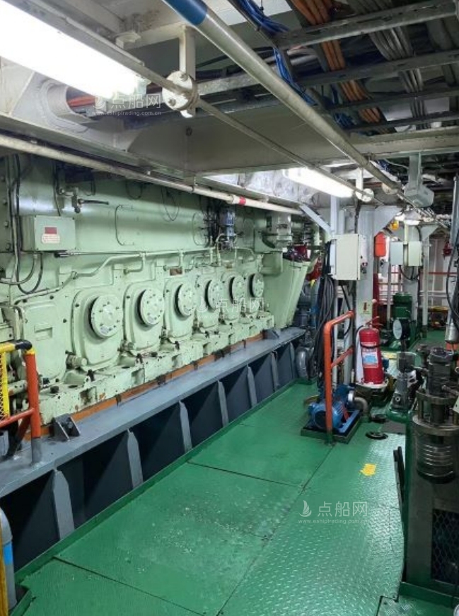 出售8160马力三用拖轮