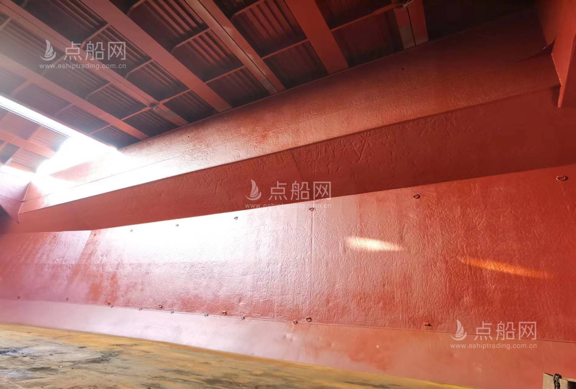 出售8000吨散货船