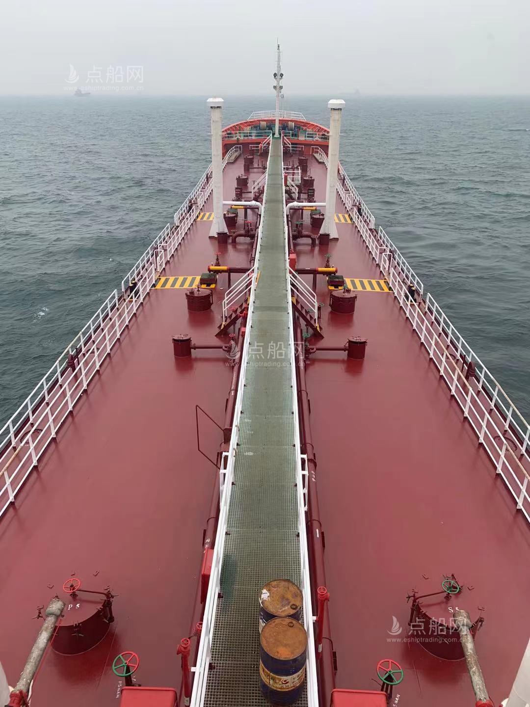 出售6612吨成品油船