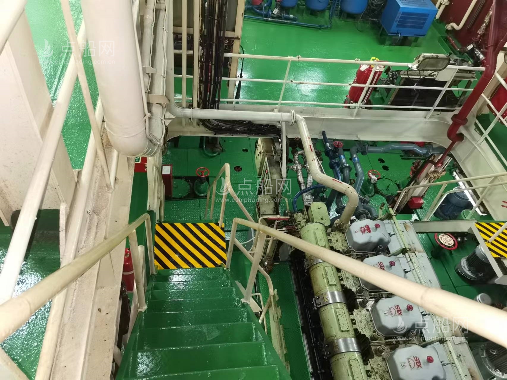 出售10000吨成品油船