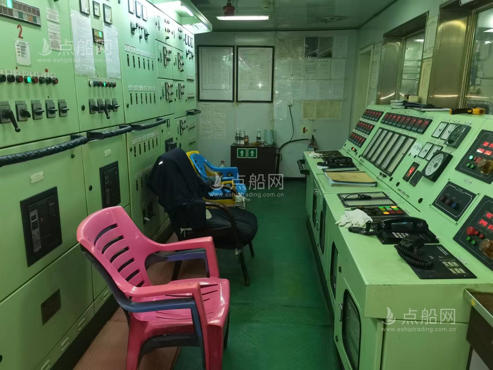 出售10000吨成品油船