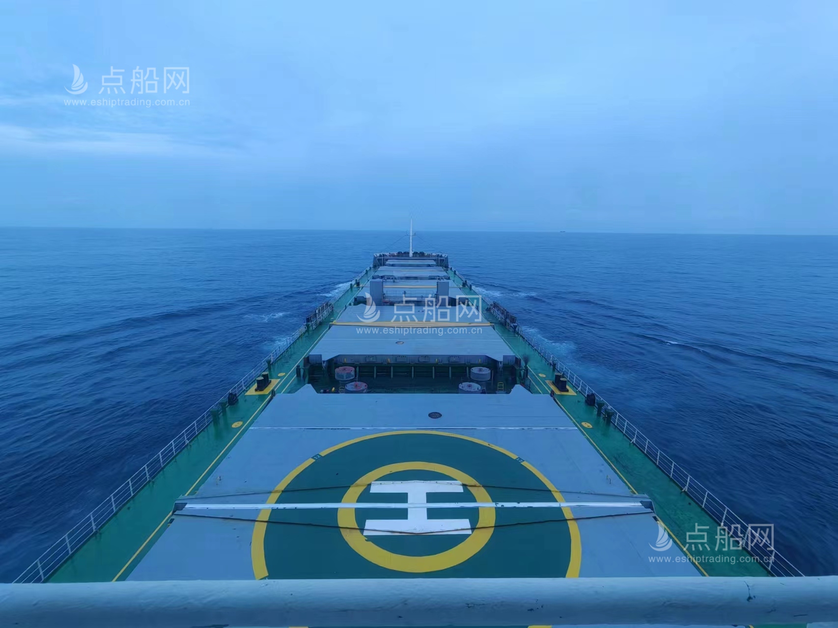 出售40500吨散货船