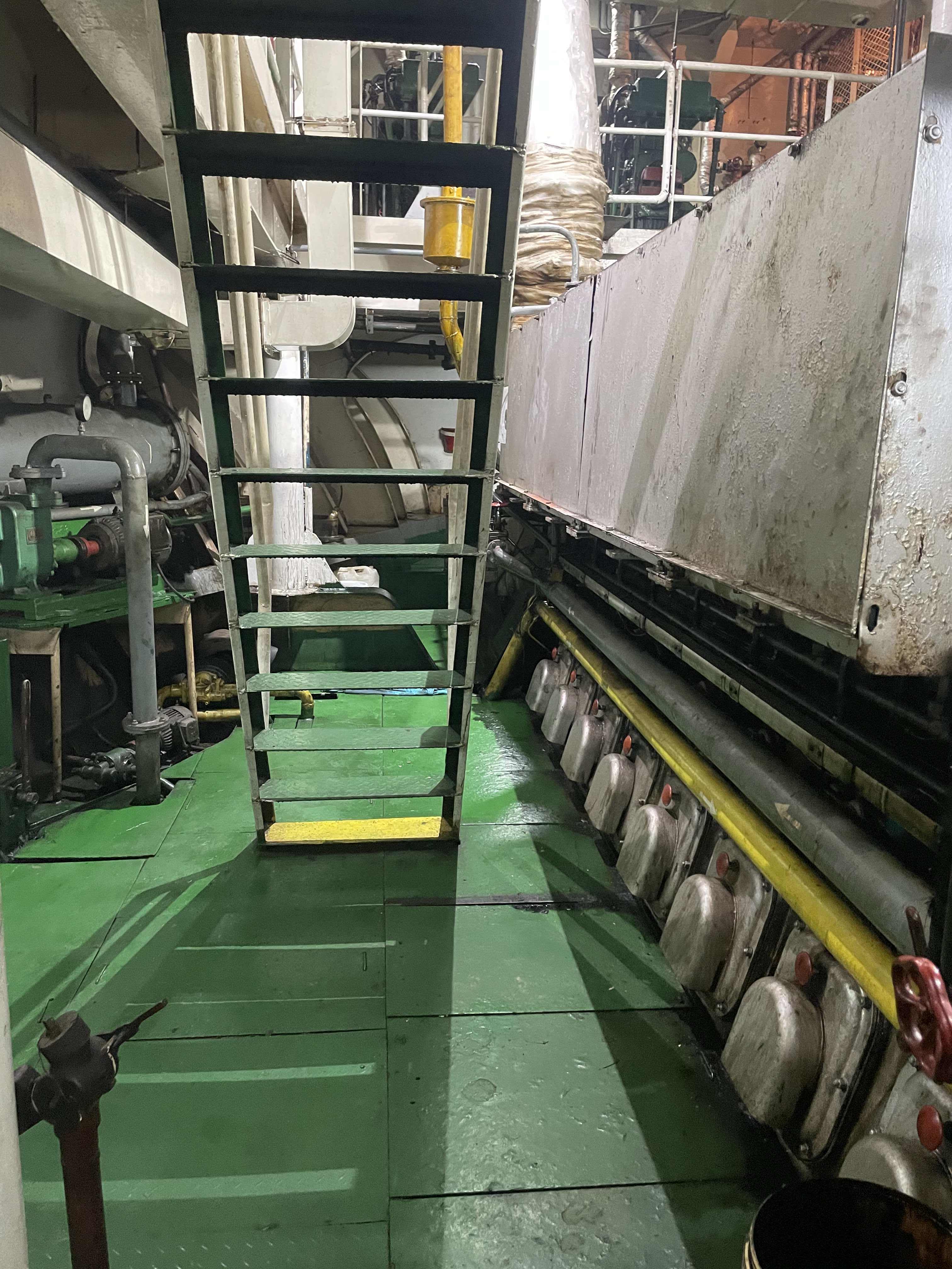 出售4975吨多用途船